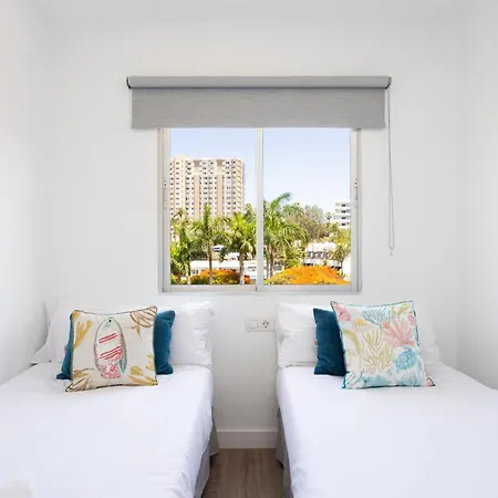 Home2book Design Terrace & Pool Cristianos アパート *