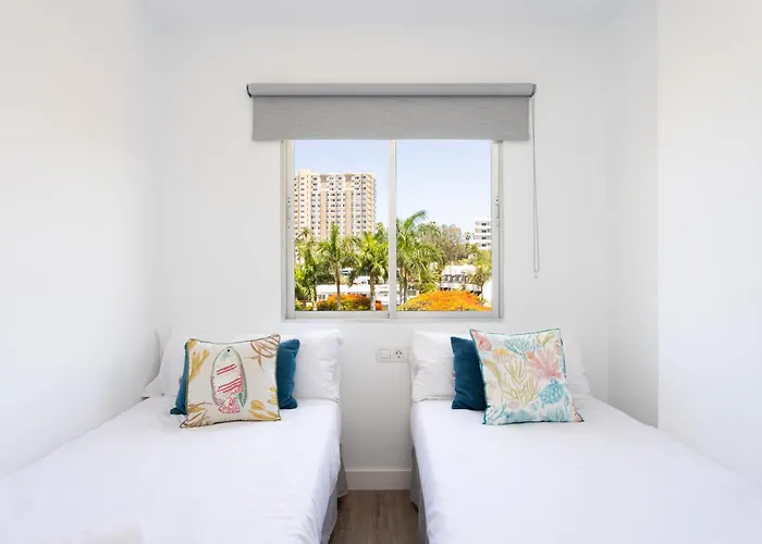 Home2book Design Terrace & Pool Cristianos 公寓 *